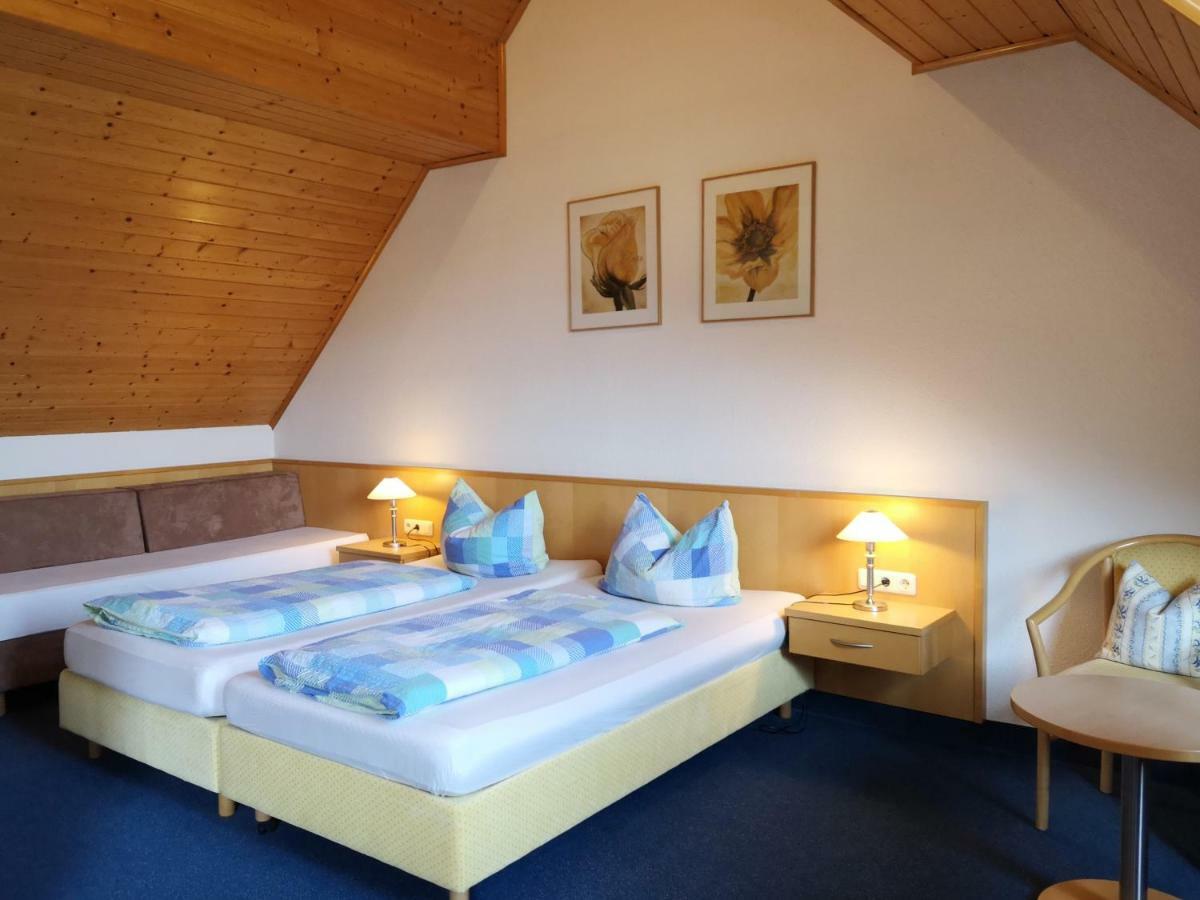 Gaestehaus Martin Gamburg Ngoại thất bức ảnh